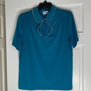 Blue Tie Front Blouse with Peter Pan Collar. Ko ko knits or California. Vintage